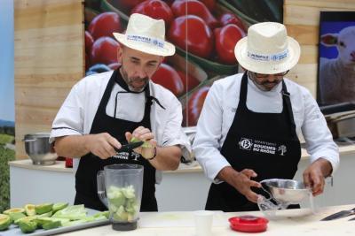 Le public au premier salon Préférence Provence - Agrandir l'image 28 sur 29, fenêtre modale